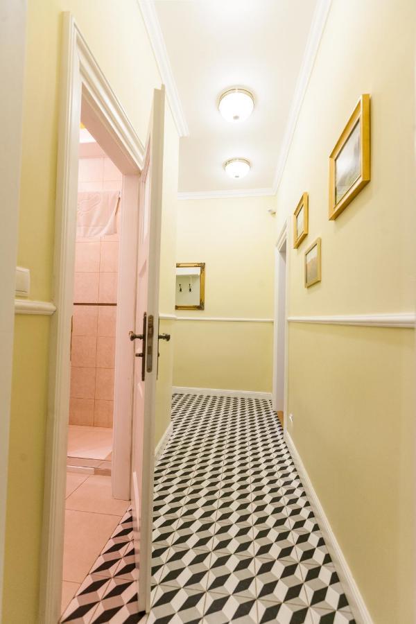 Vintage Poselska Apartment คราคูฟ ภายนอก รูปภาพ